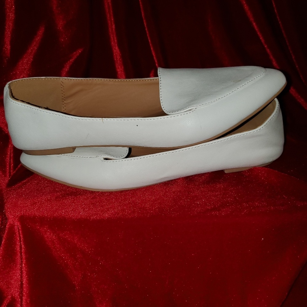 ❤Flats❤ - Picture 6 of 6